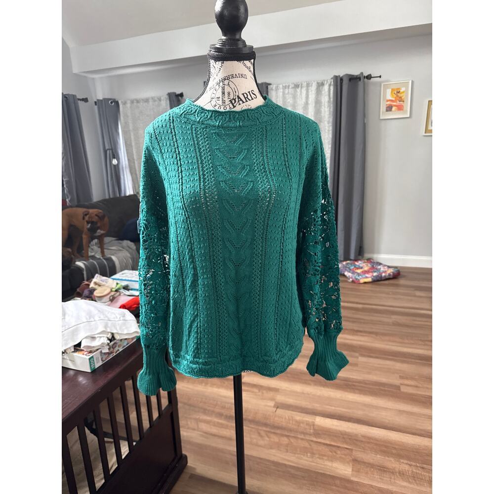Crochet‎ Sleeved Top